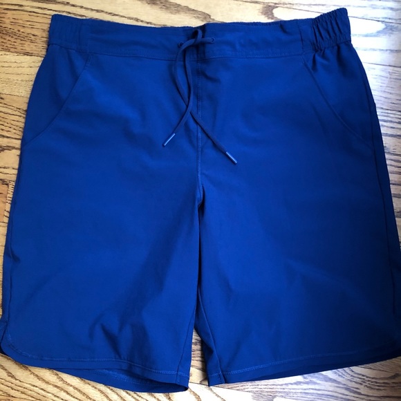 Lands' End Pants - Lands end women’s navy board shorts, size 8
